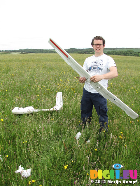 SX22544 Richard and remains of RC plane